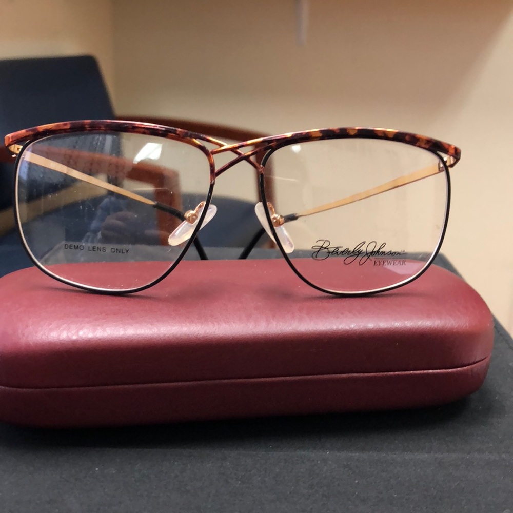 Beverly Johnson Brand New Vintage Eyeglass Frame - image 6